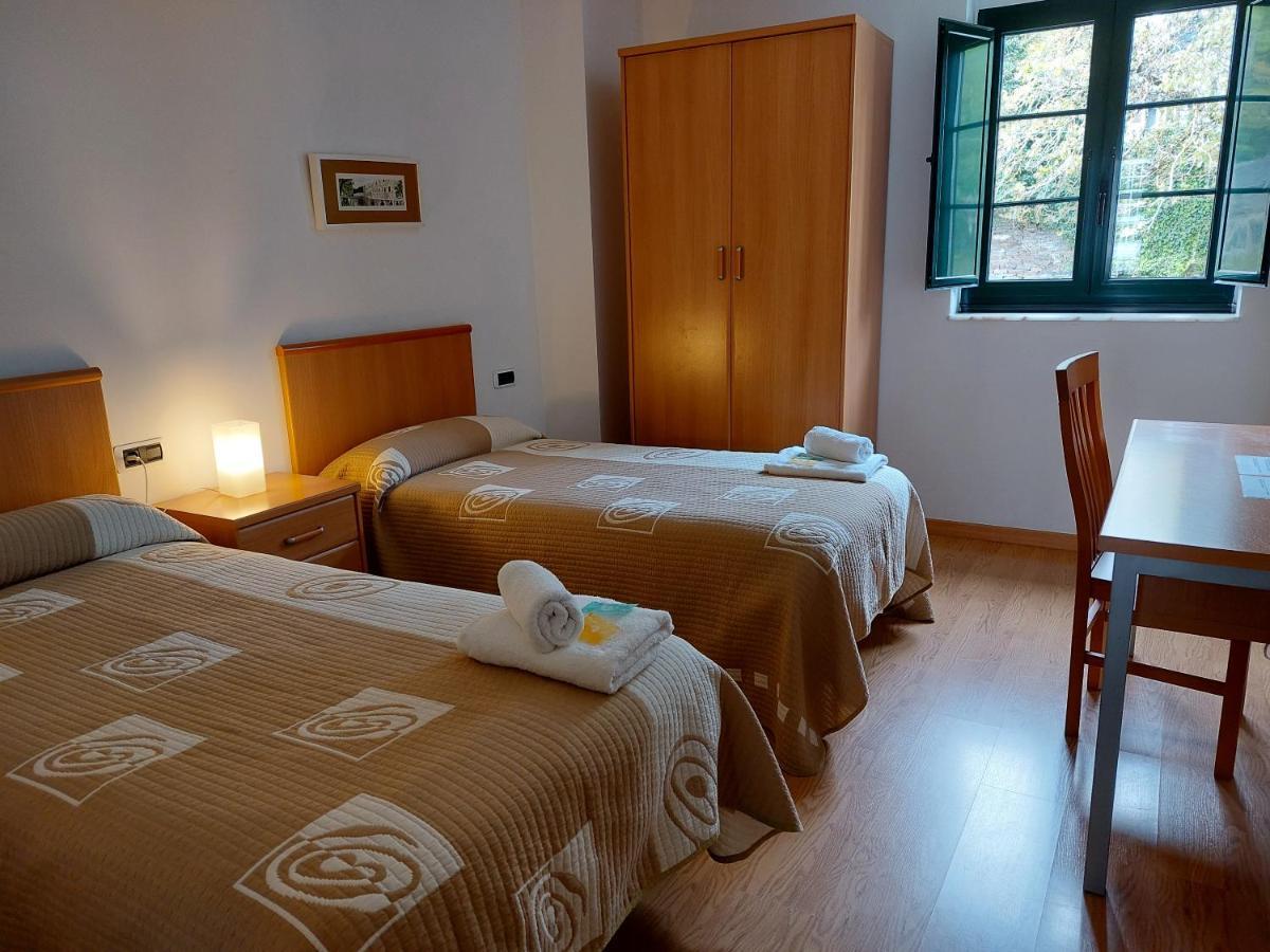 Hospederia Externa Del Monasterio Hotell Samos Eksteriør bilde