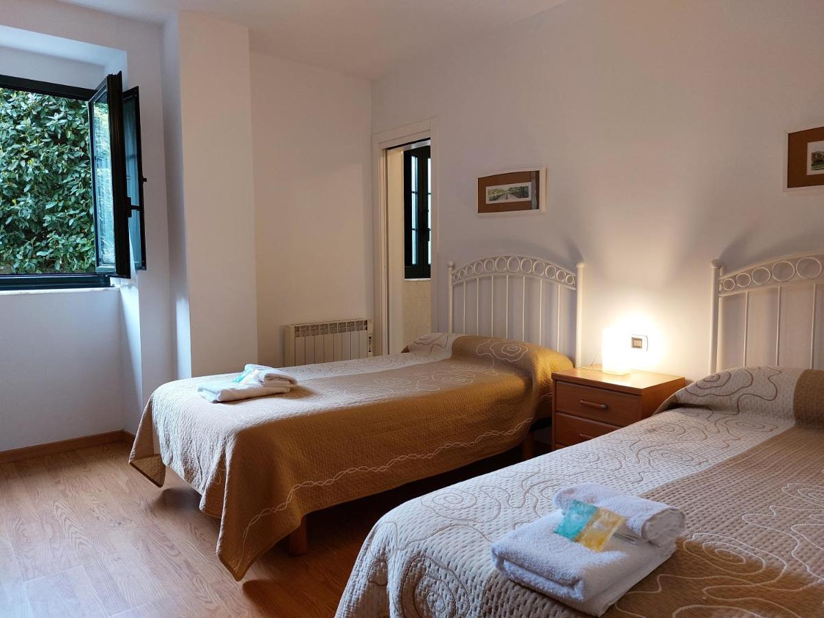 Hospederia Externa Del Monasterio Hotell Samos Eksteriør bilde